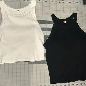 Uniqlo viral crop top set of 2-built in bra